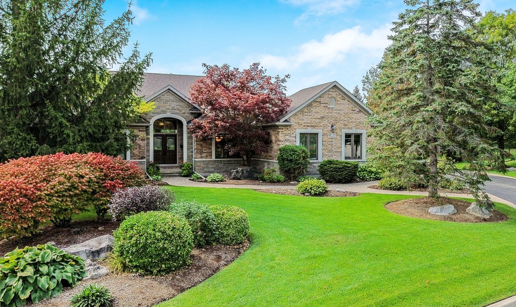 Carlisle Hamilton In Hamilton, Ontario, Canada For Sale (13253387)