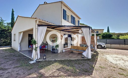 House in Ecarts, Roquebrune-sur-Argens, France 1