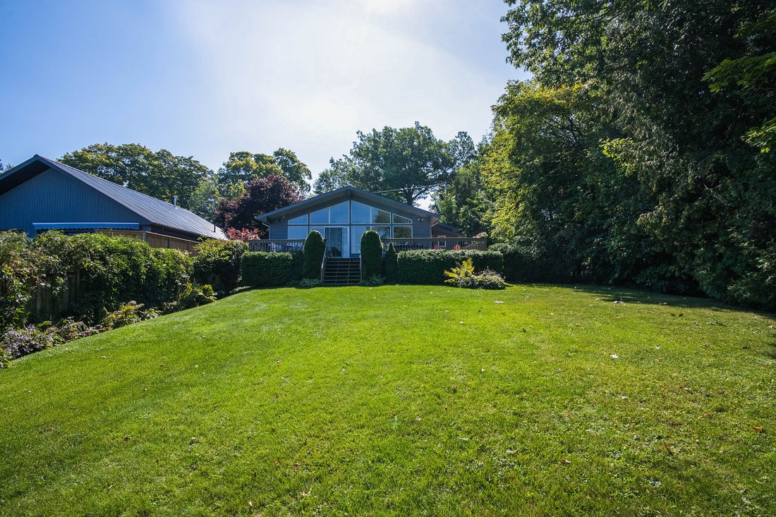 Getaway Big Bay Point In Innisfil, Ontario, Canada For Sale (13253457)