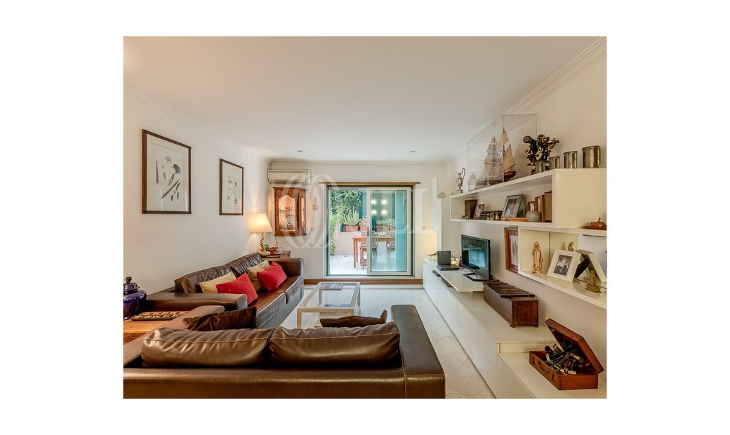 3 Bedroom Apartment With Garage And Terrace, In In Lisbon, Lisbon