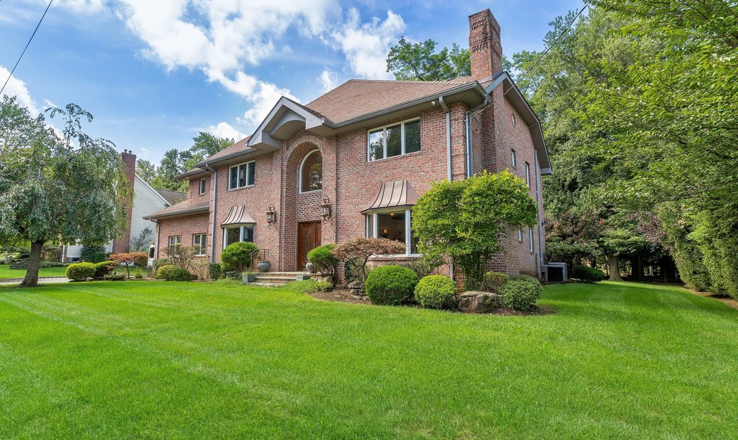 146 Garfield Street, Haworth, Nj, 07641 In Haworth, New Jersey, United