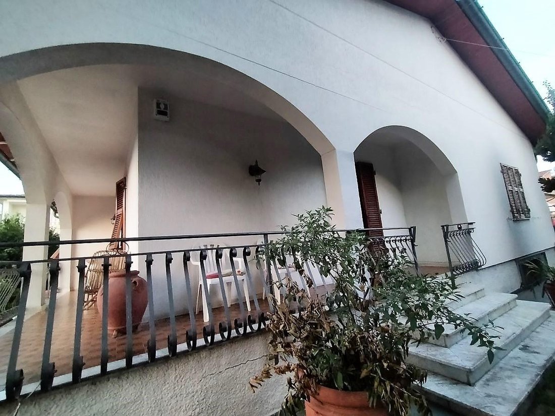 House in Cervara - Turano - Quercia, Massa, Italy 3 - 13258379