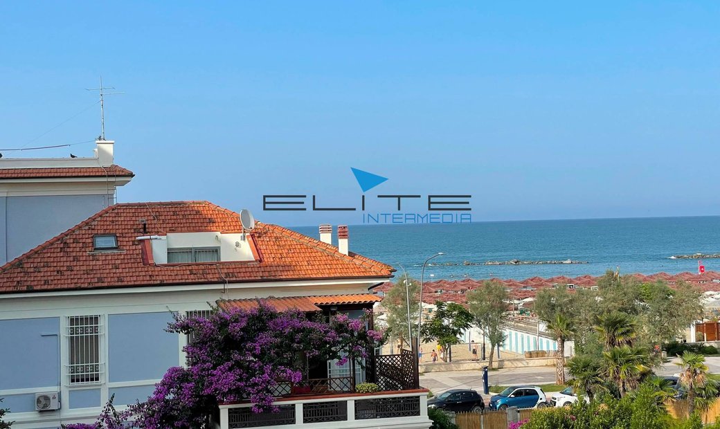 Villa In Vendita A Pescara, Centro In Pescara, Abruzzo, Italy For Sale