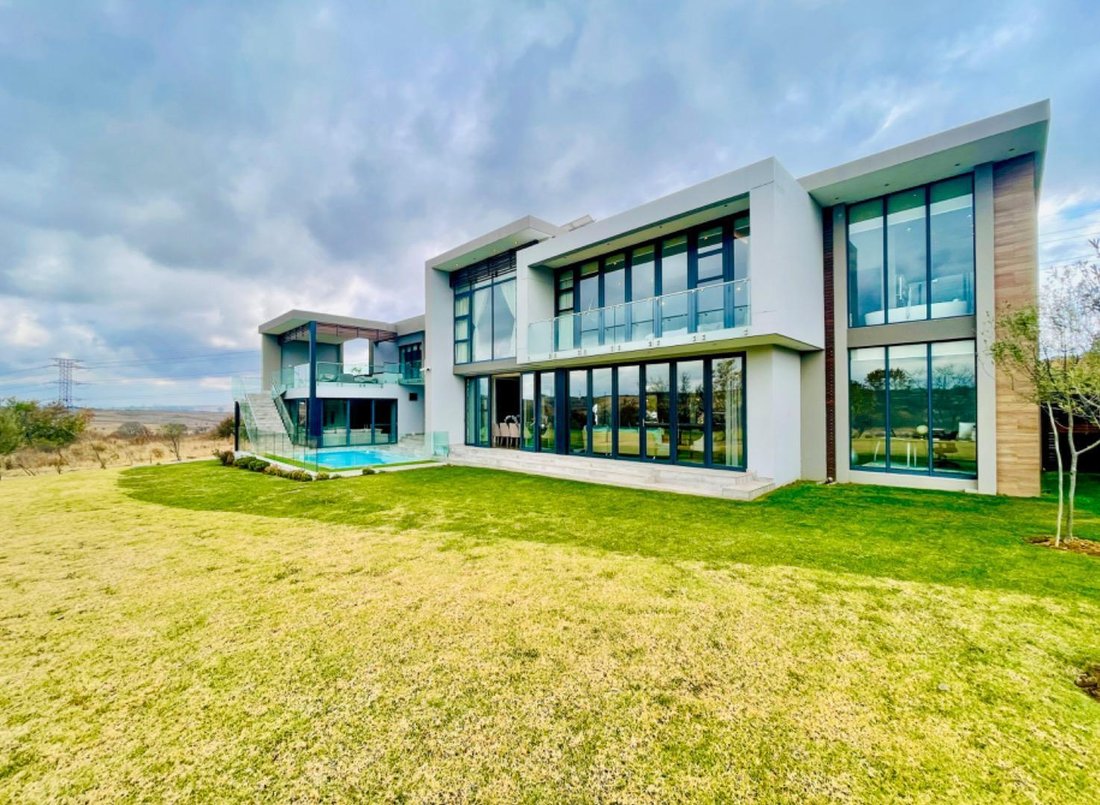 Five Bedroom Mansion For Sale In Steyn City In Midrand, Gauteng, South