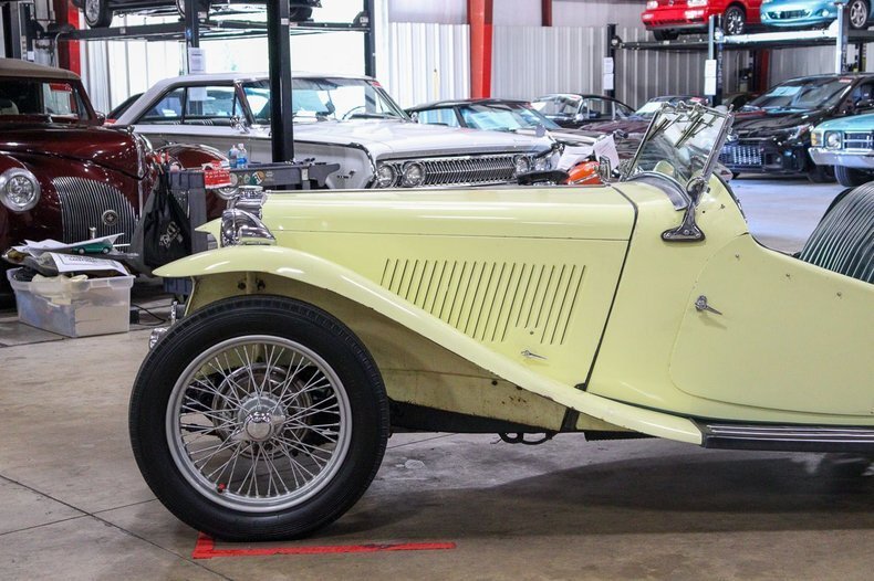 Cabriolet in Grand Rapids, MI, United States 2 - 13258606