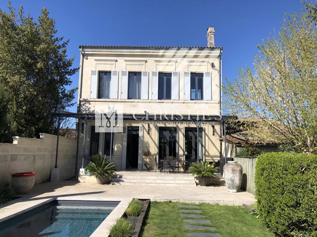 House in Libourne, Nouvelle-Aquitaine, France 3 - 12512289