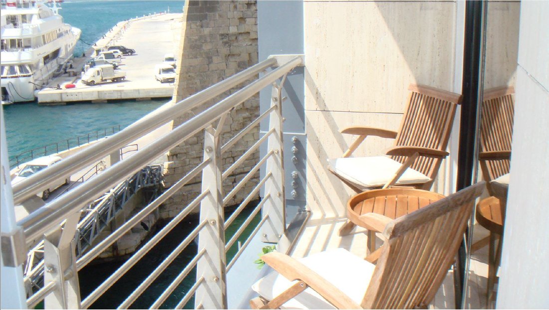 St. Angelo Mansions, Furnished Apartment In Birgu, Malta For Sale