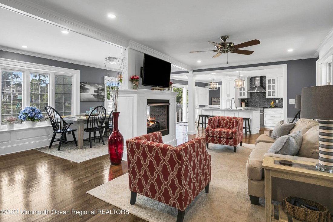 15 Buttonwood Drive In Fair Haven, New Jersey, United States For Sale