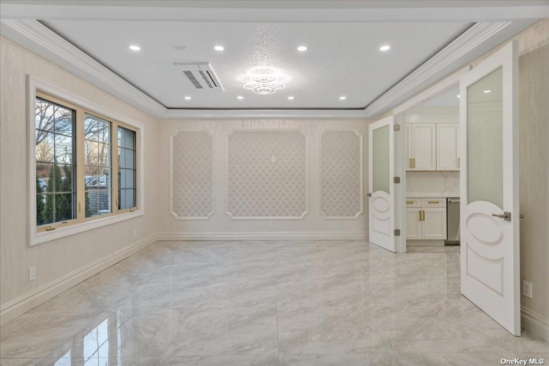 House in New York, New York, United States 5 - 13258019