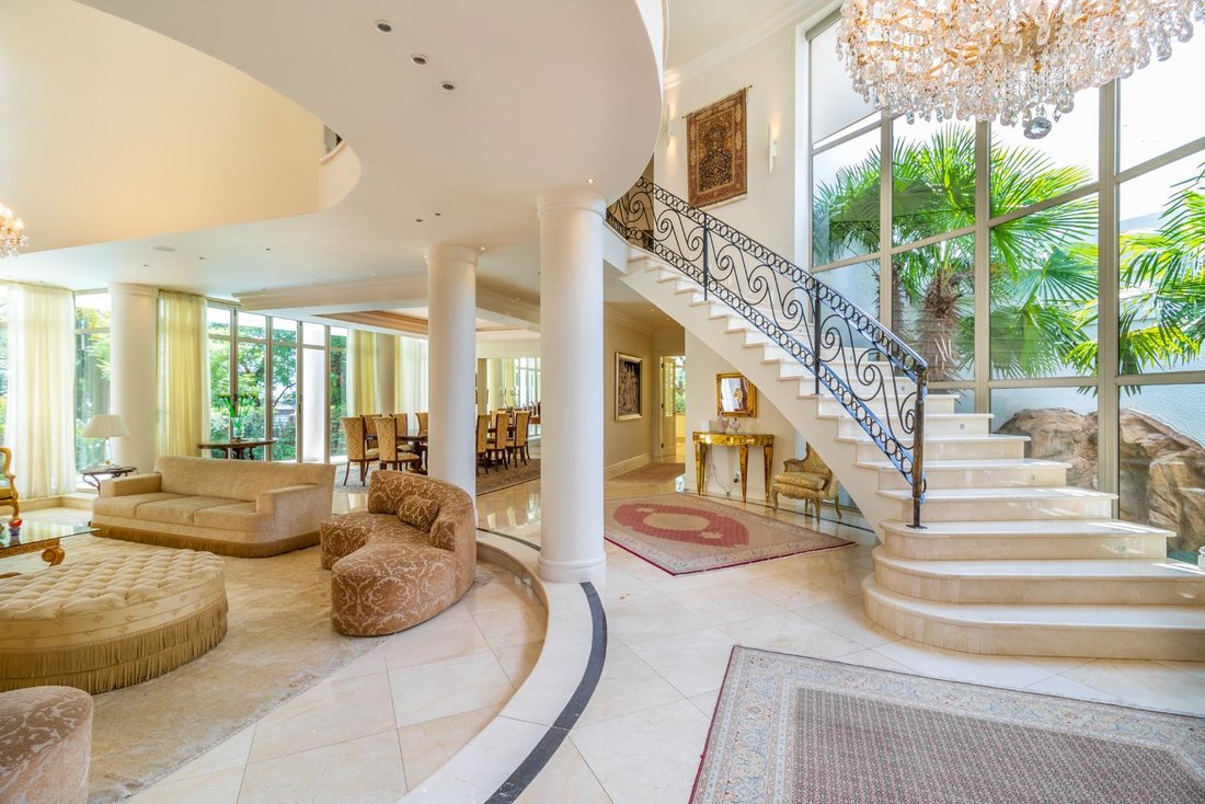 Experience Ultimate Luxury Living In In Sandton, Gauteng, South Africa