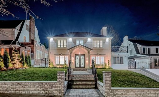 House in New York, New York, United States 1
