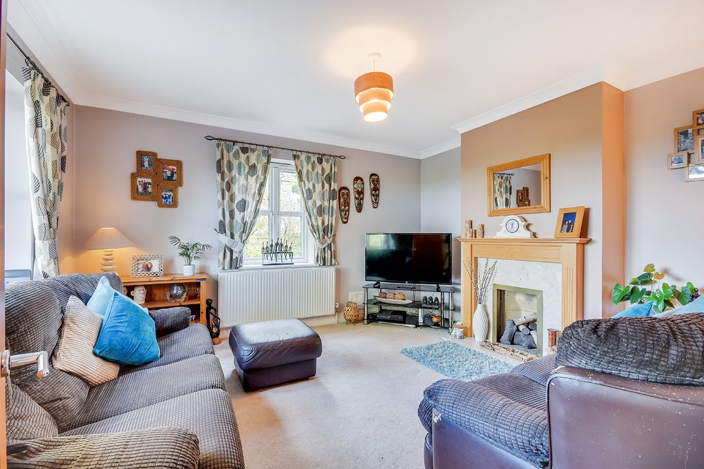 A Four Bedroom Semi Detached Home In Galleywood, England, United