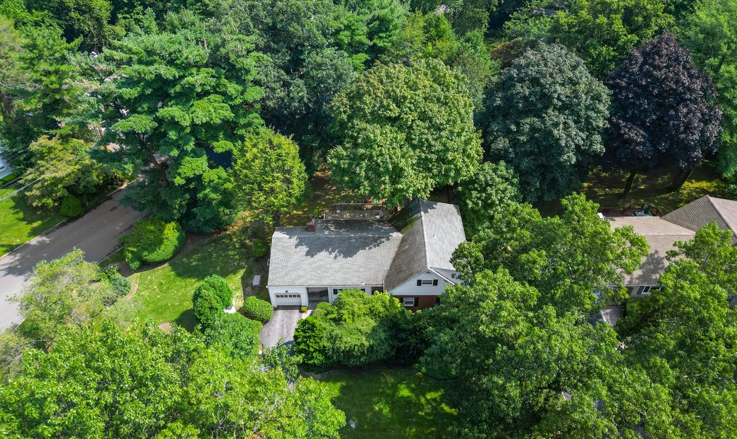 Bayberry Mid Century Ranch In New Rochelle, New York, United States For