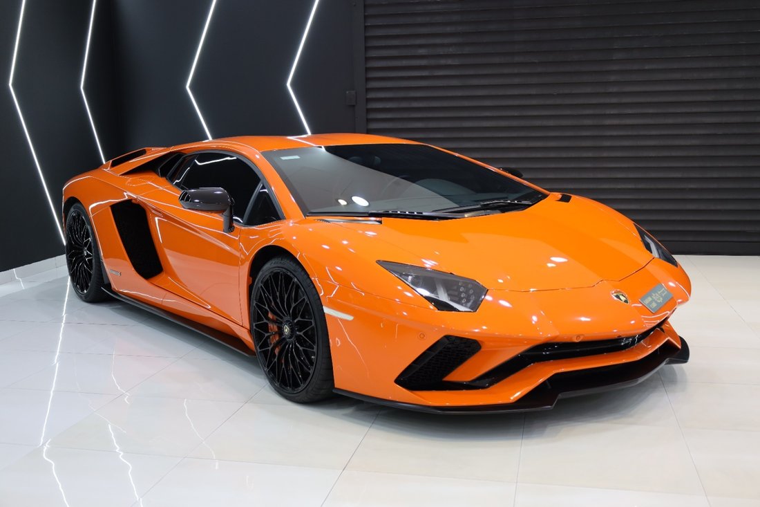Coupe in Dubai, Dubai, United Arab Emirates 3 - 13260477