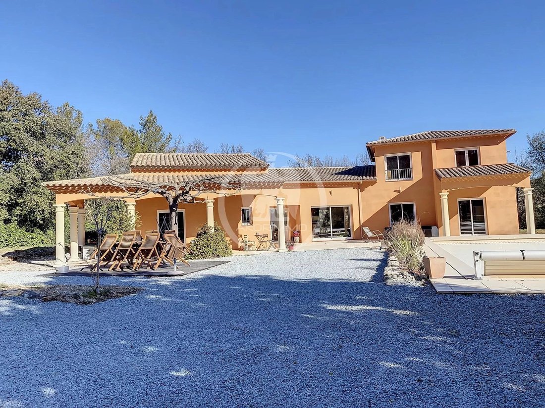 House In Provence Alpes Côte D'azur, France For Sale