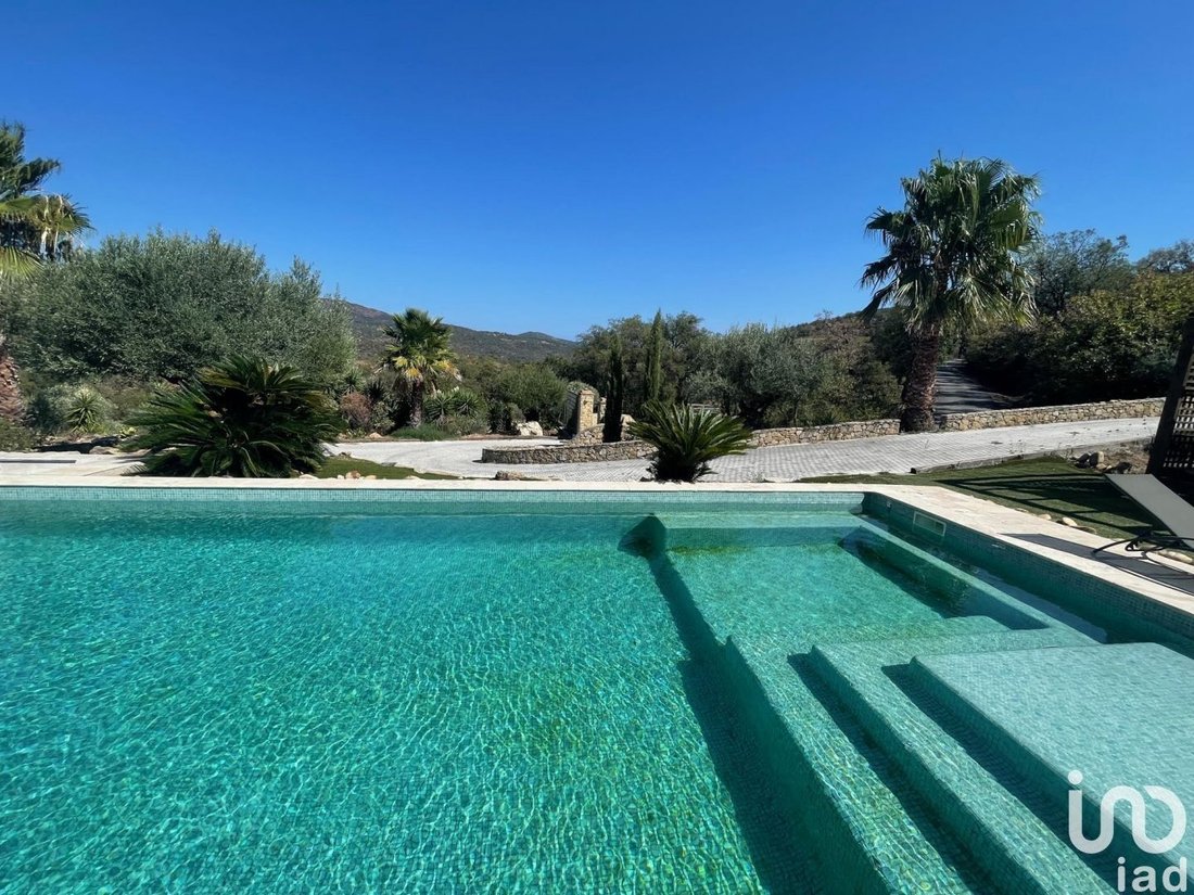 Vente Maison/Villa 7 In Le Plan De La Tour, Provence Alpes Côte D'azur