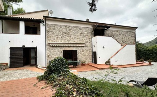 Country House in Centro, Campiglia Marittima, Tuscany 1