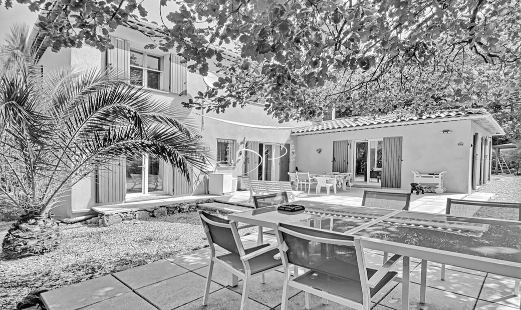 For Sale Recent House In Provence Alpes Côte D'azur