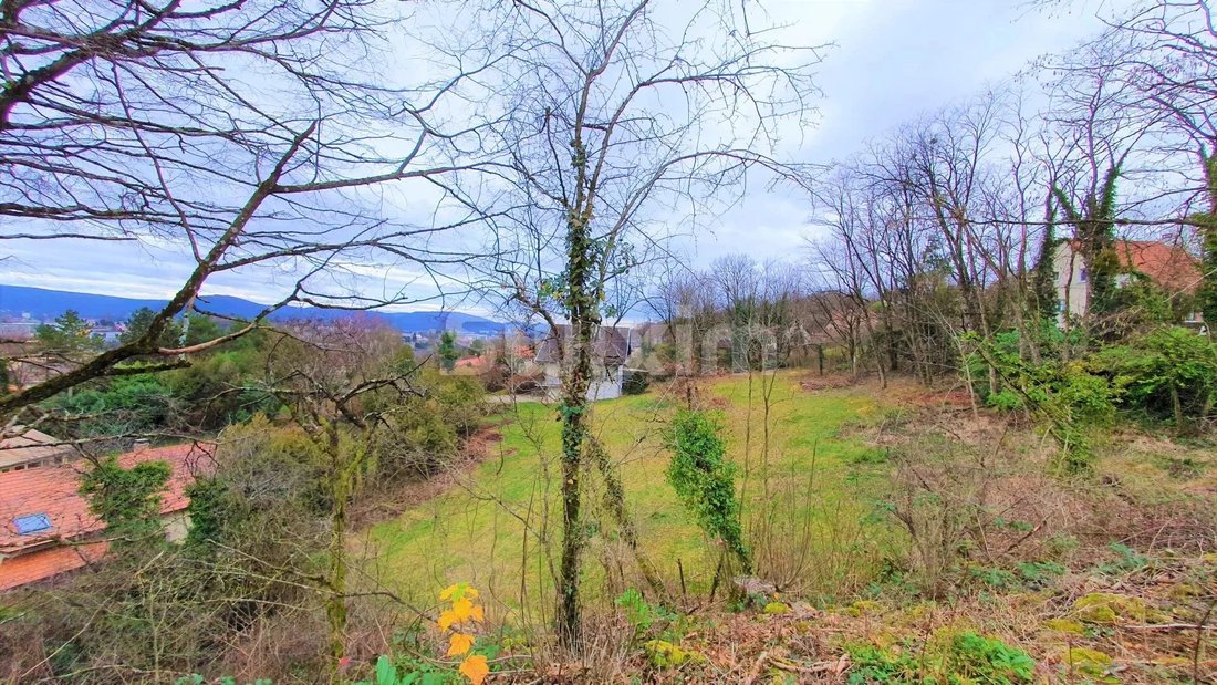 Besançon House In Besançon, Bourgogne Franche Comté, France For Sale