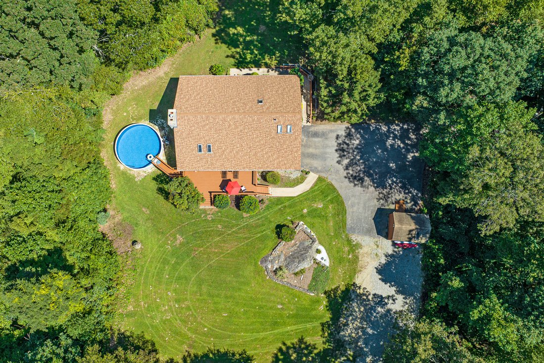 44 Wawecus Hill Road In Bozrah, Connecticut, United States For Sale