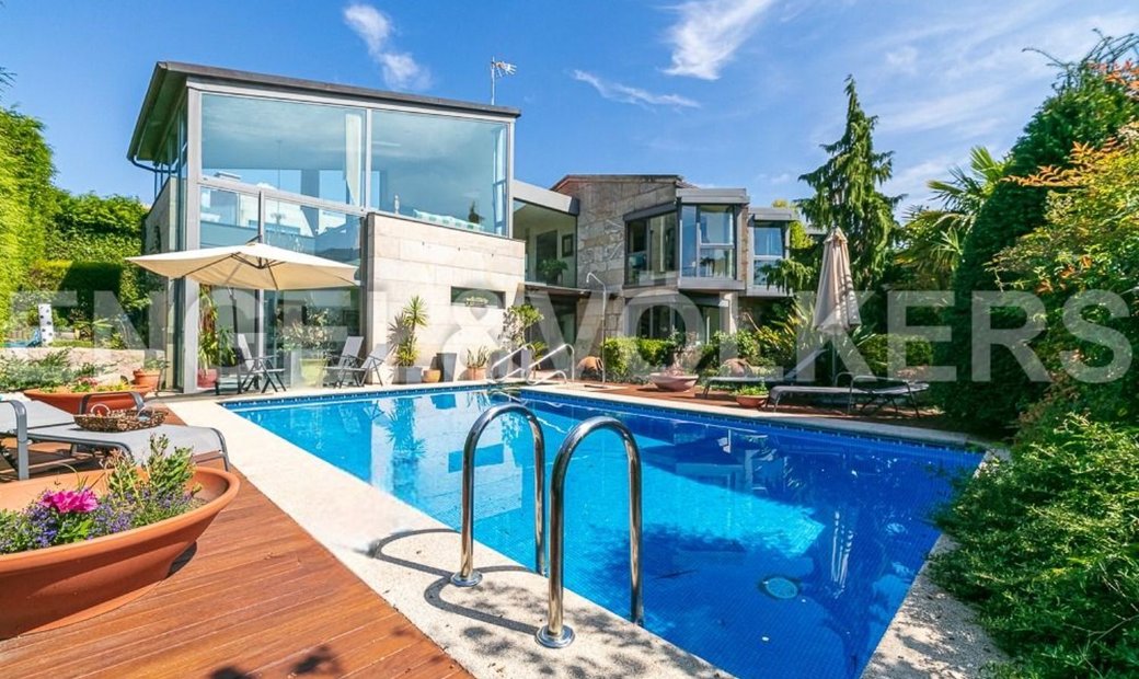 Baiona Villa In Baiona, Galicia, Spain For Sale (13265265)