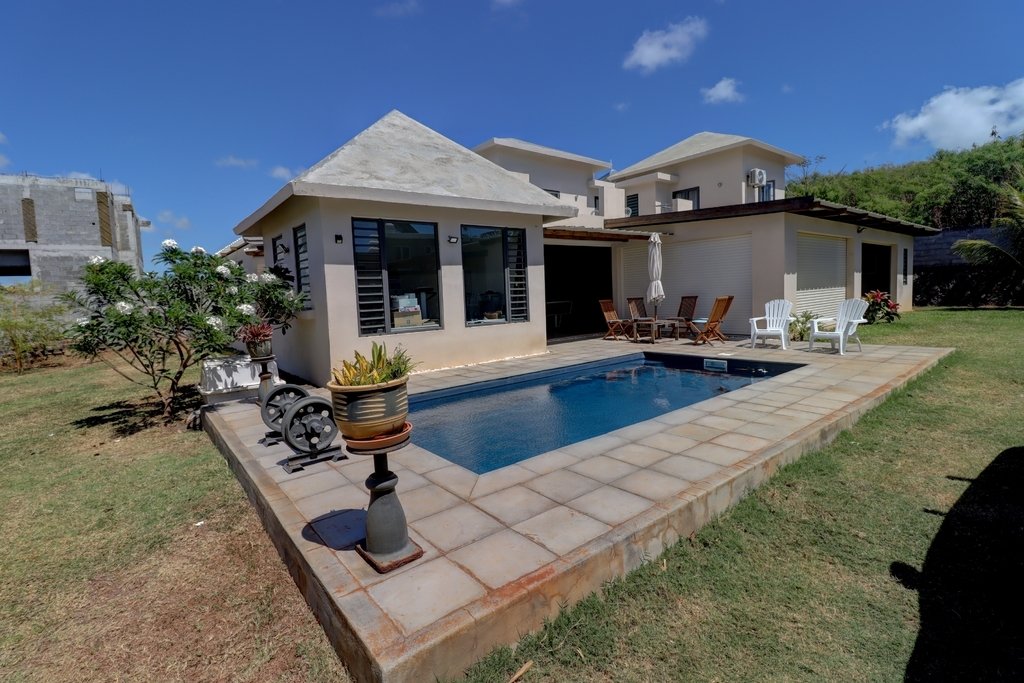 Modern 3 Bed Villa With In Roche Terre, Rivière Du Rempart District, Mauritius For Sale (13262075)