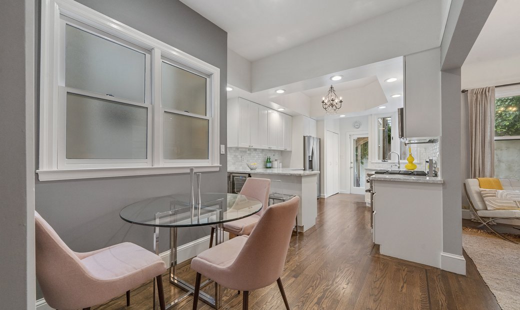 A Nob Hill Quintessential Condo In San Francisco, California, United