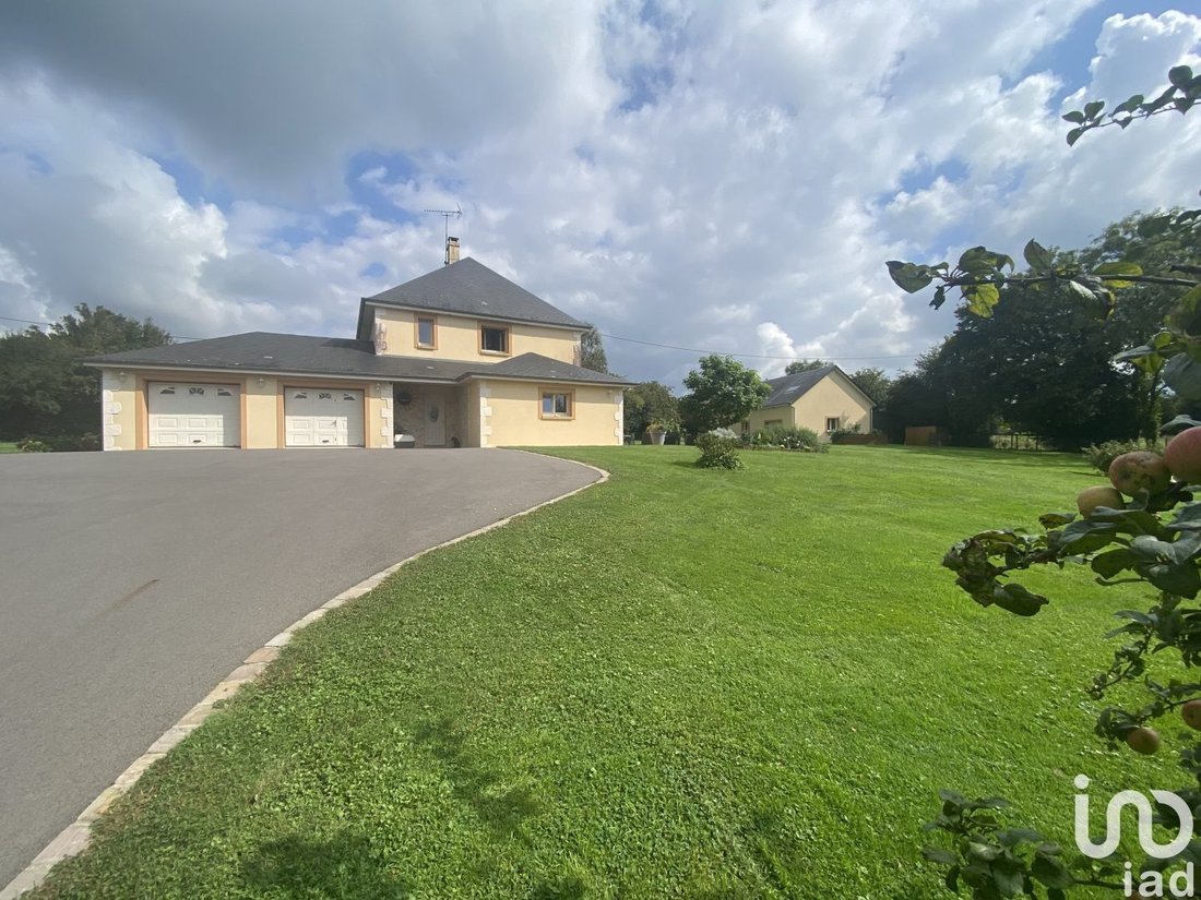 Vente Maison/Villa 4 Pièces In Pont L'évêque, Normandy, France For Sale