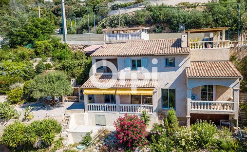 House in Le Cottage, Mandelieu-la-Napoule, France 1