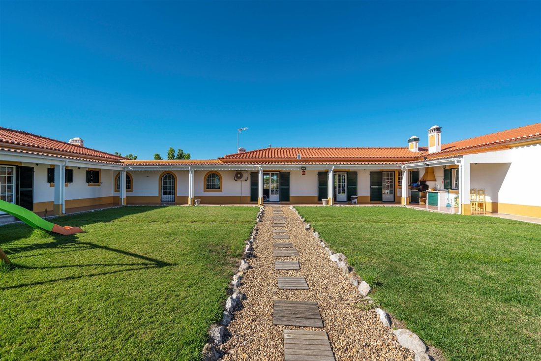 Farm Ranch in Grandola e Santa Margarida da Serra, Setubal, Portugal 1 - 12410823