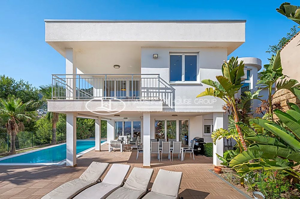 Villa in Fuengirola, Andalusia, Spain 2 - 13274057
