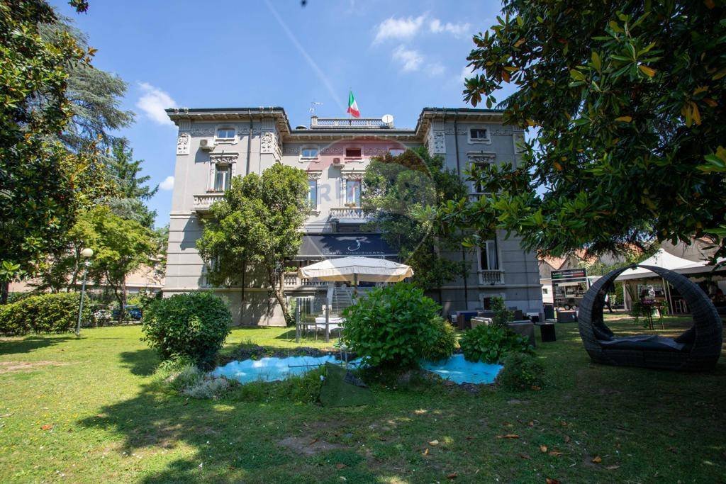 Villa Singola In Affitto A Gallarate, Zona Centro In Gallarate