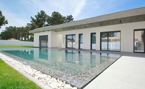 Villa in Almada, Cova da Piedade, Pragal e Cacilhas, Setubal, Portugal 1
