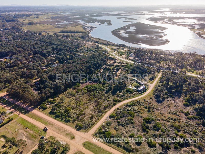 Land in Punta del Este, Maldonado Department, Uruguay 3 - 13281403