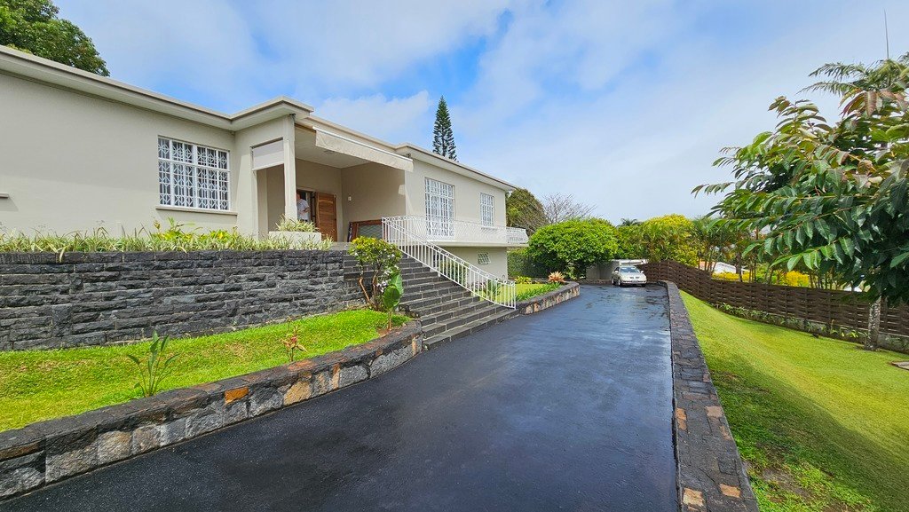 Recently Refurbished 4 In Vacoas Phoenix, Plaines Wilhems District