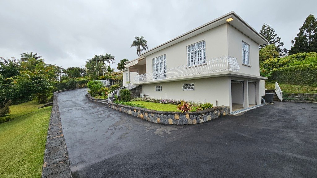 Recently Refurbished 4 In Vacoas Phoenix, Plaines Wilhems District