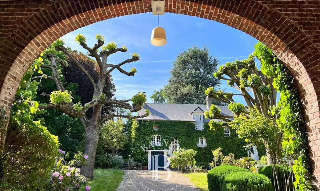 95 L'isle Adam Charming House In L'isle Adam, île De France, France For