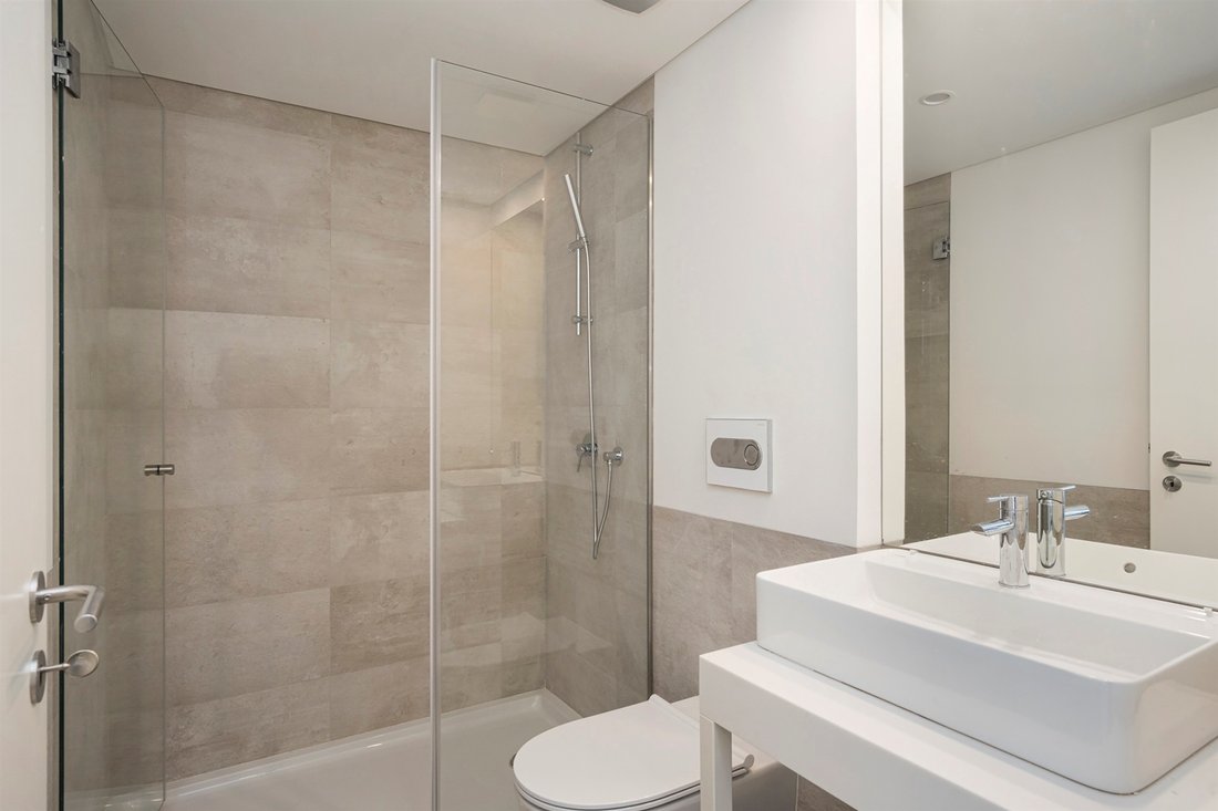 Apartment in Santa Marinha e Sao Pedro da Afurada, Porto District, Portugal 5 - 13285233