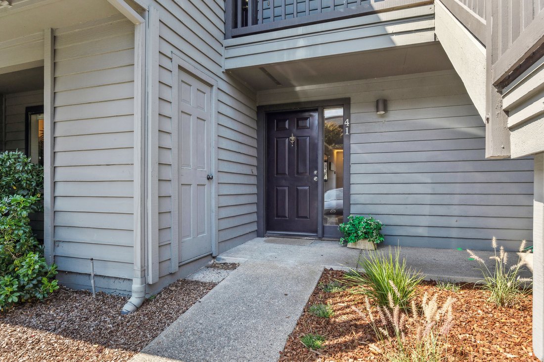 Resort Lifestyle In Whiskey Springs In Sausalito, California, United