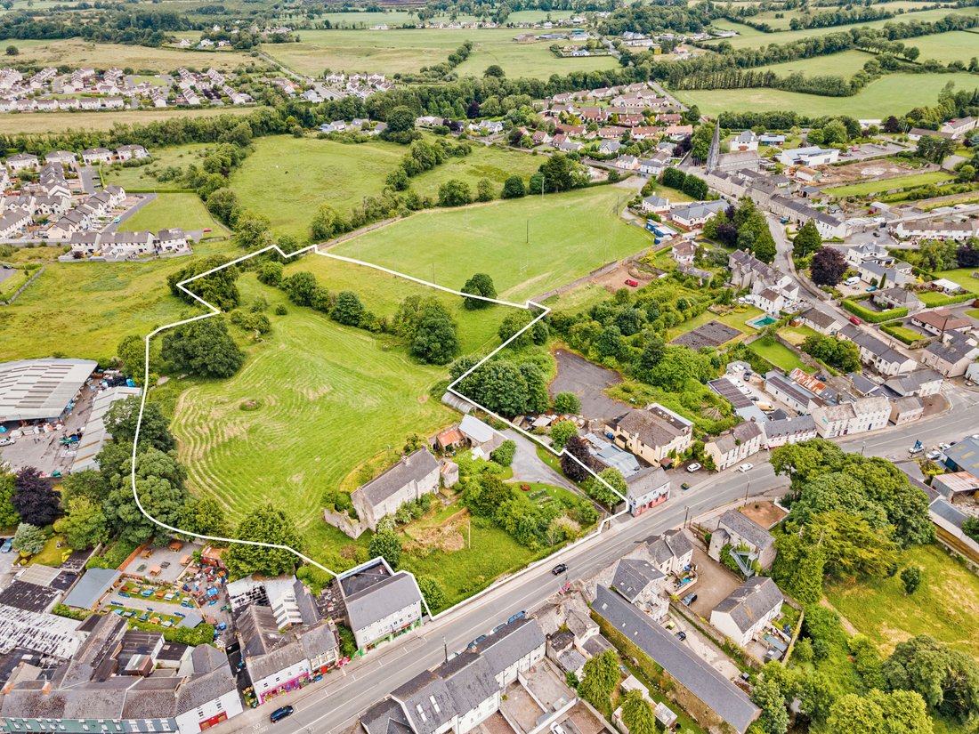 The Castle Moate In Moate, County Westmeath, Ireland For Sale (13020848)