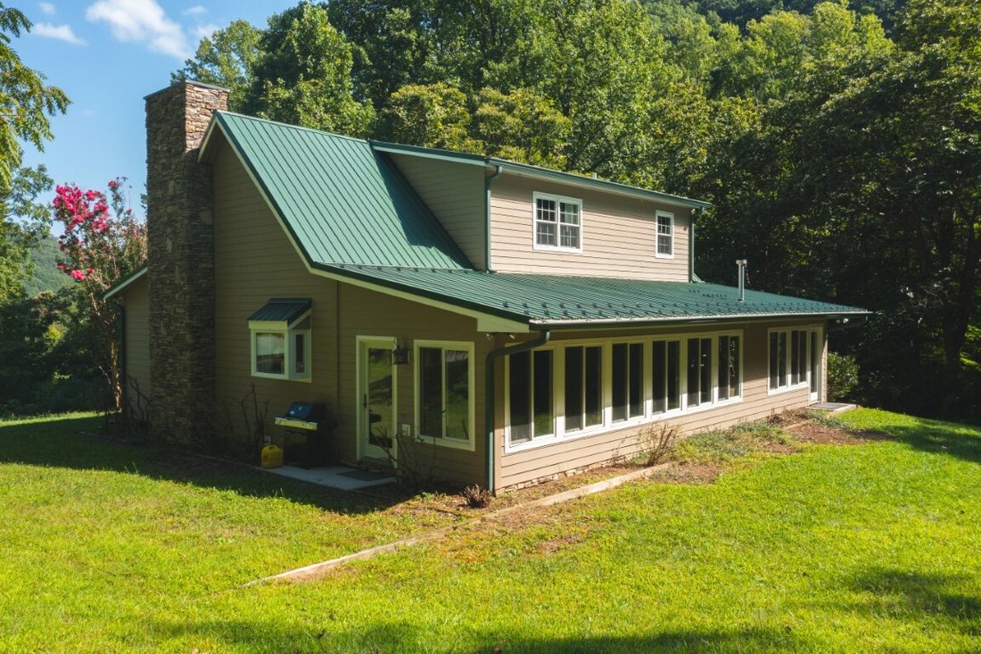 Country House in Stuart, Virginia, United States 4 - 13285420