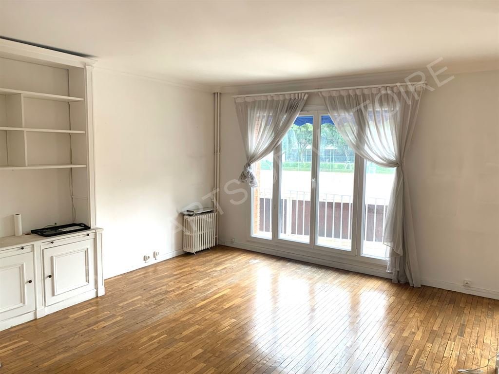 Apartment in Montrouge, Ile-de-France, France 2 - 13287680
