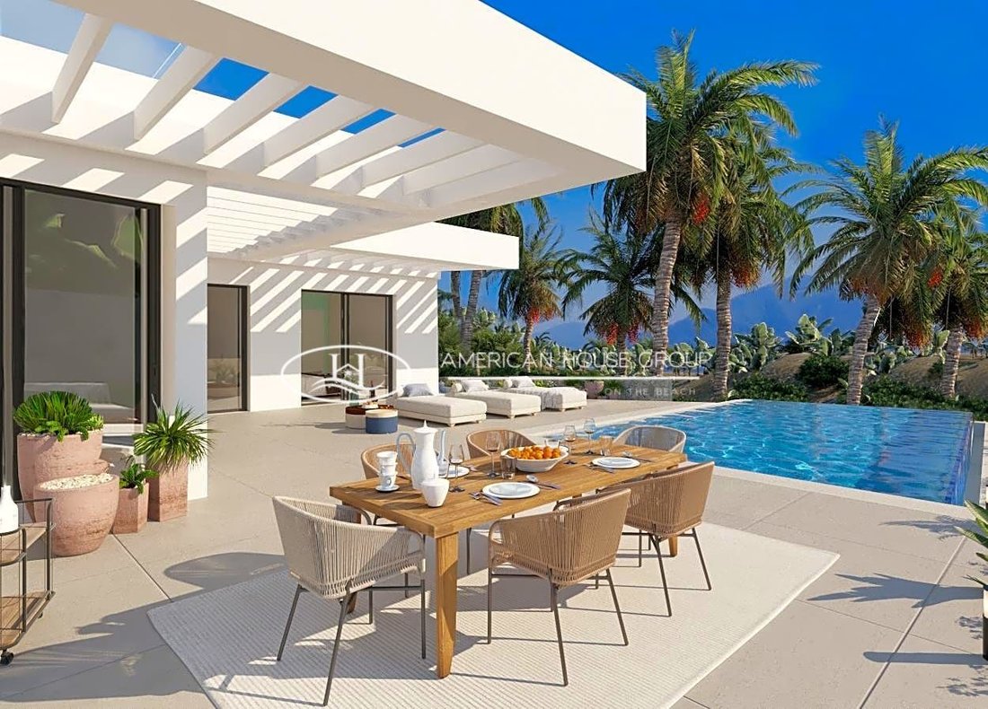 Villa in Estepona, Andalusia, Spain 2 - 13289921