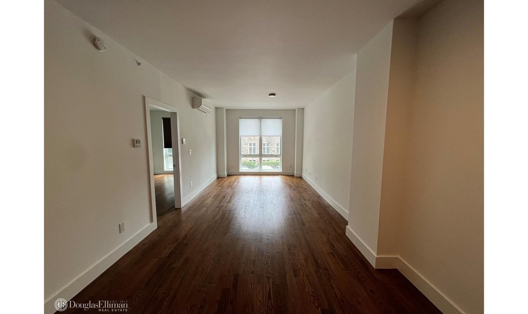 Rental Queens In New York, New York, United States For Rent (13285808)