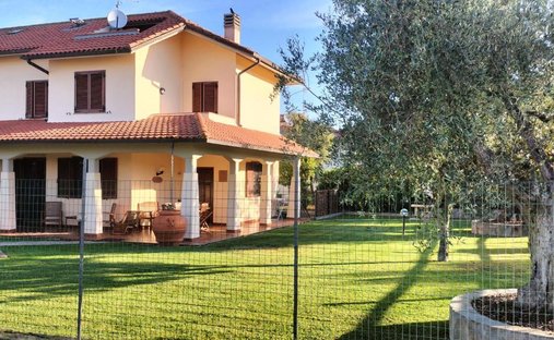 Country House in Grosseto, Tuscany, Italy 1