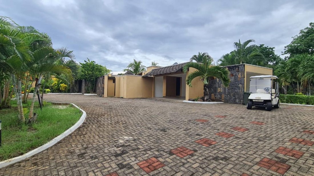 House in Tamarin, Rivière Noire District, Mauritius 2 - 13287149