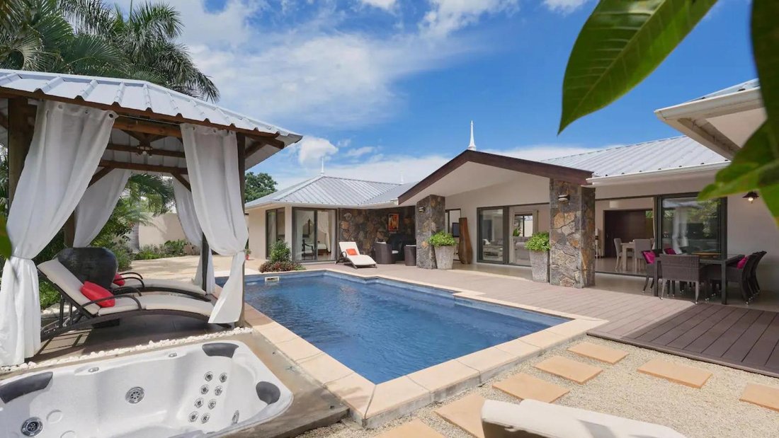 House in Cascavelle, Rivière Noire District, Mauritius 1 - 13286579