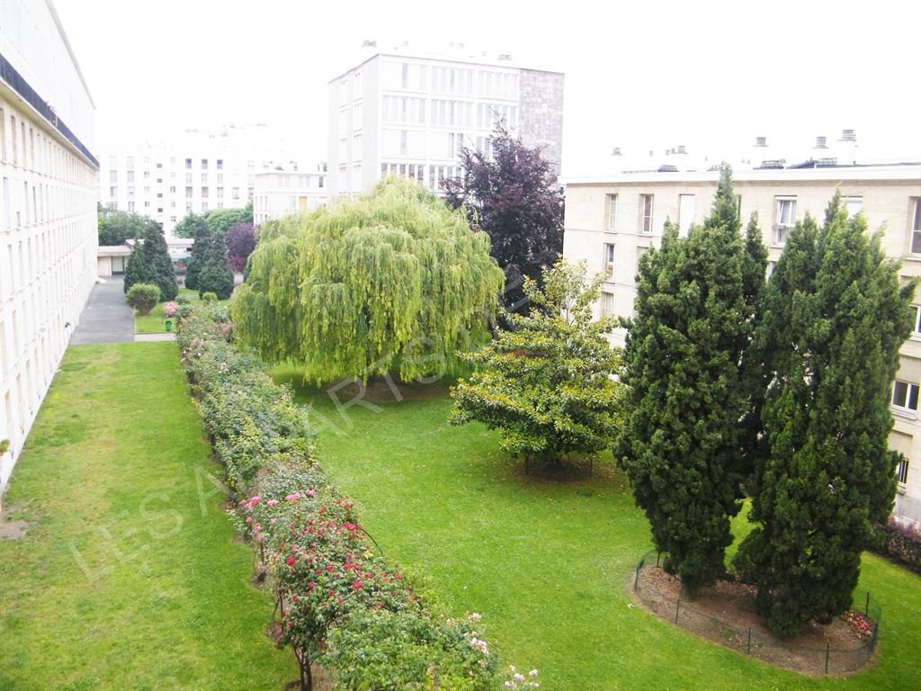 Apartment in Montrouge, Ile-de-France, France 1 - 13287680