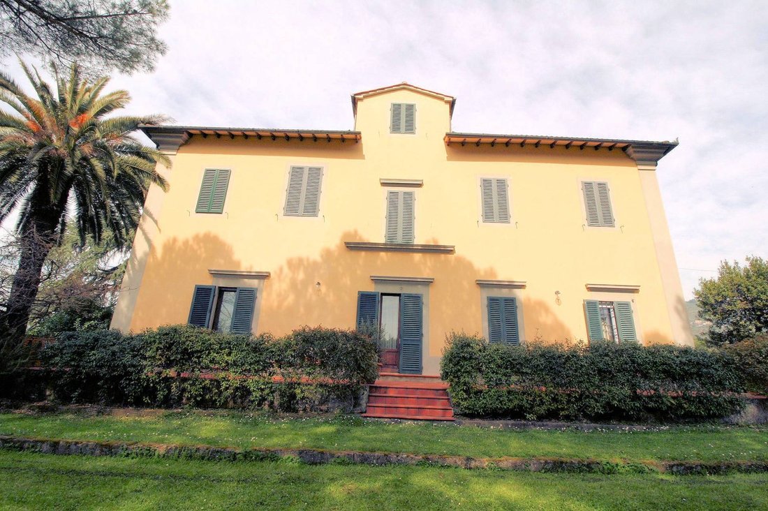 Villa in Uzzano, Tuscany, Italy 4 - 12745314