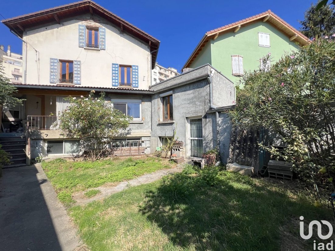 Vente Maison/Villa 6 Pièces In Grenoble, Auvergne Rhône Alpes, France